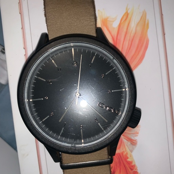 Komono Original Watch - Picture 2 of 5